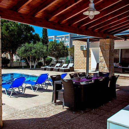 6 Bdr Villa With Tennis Court 파포스 외부 사진