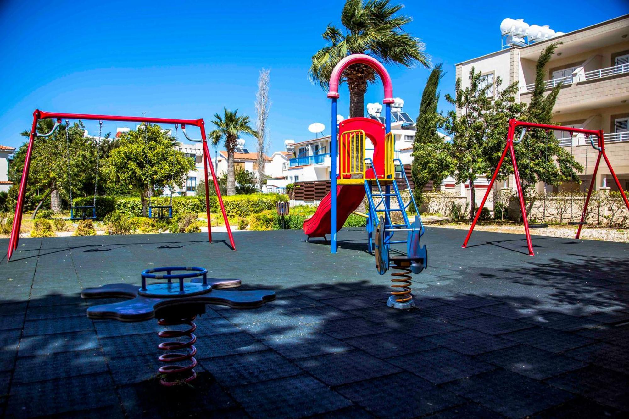6 Bdr Villa With Tennis Court 파포스 외부 사진