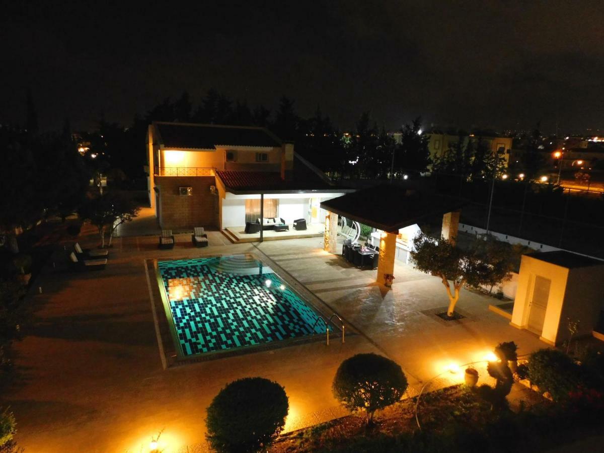 6 Bdr Villa With Tennis Court 파포스 외부 사진