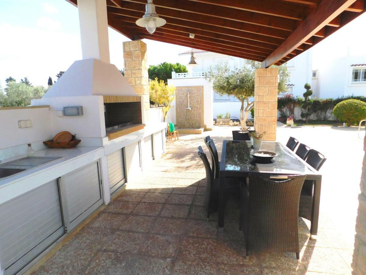 6 Bdr Villa With Tennis Court 파포스 외부 사진