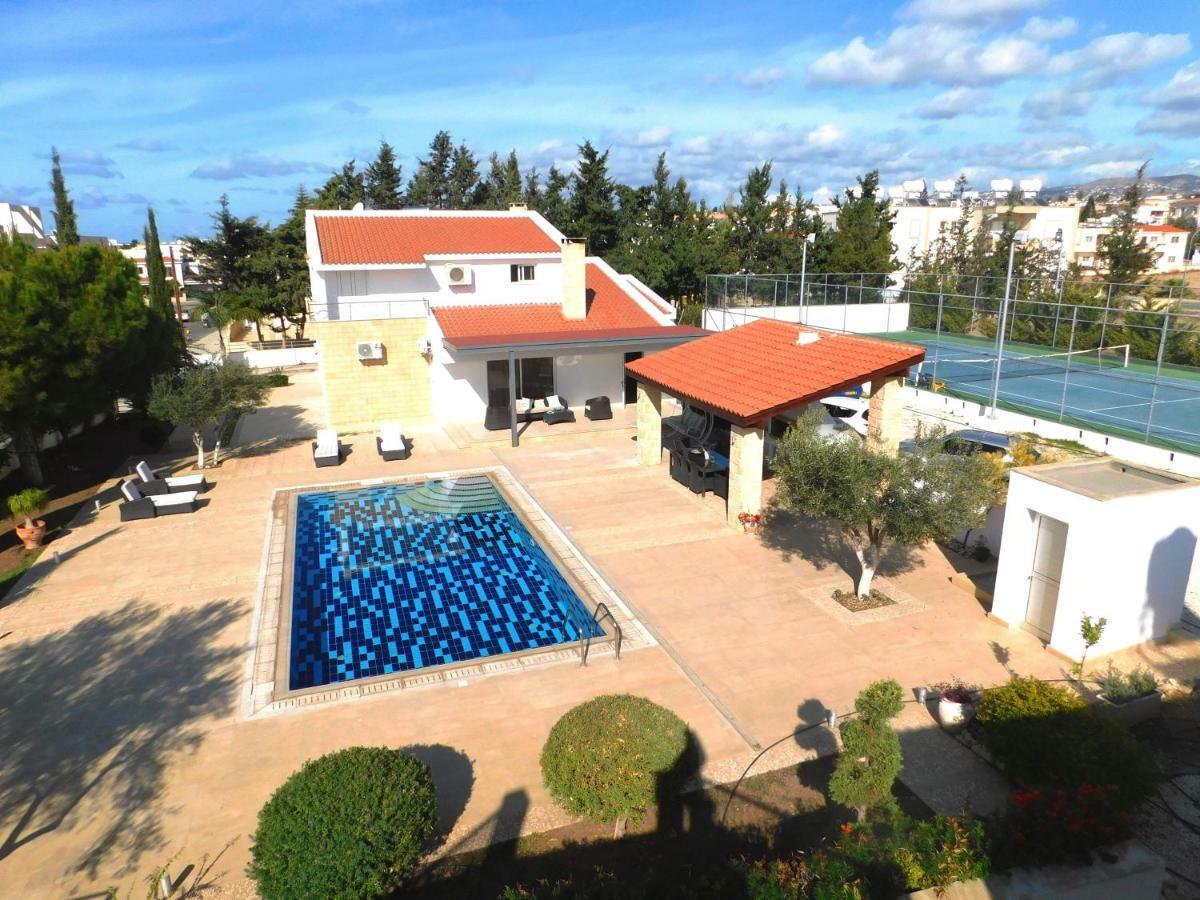 6 Bdr Villa With Tennis Court 파포스 외부 사진